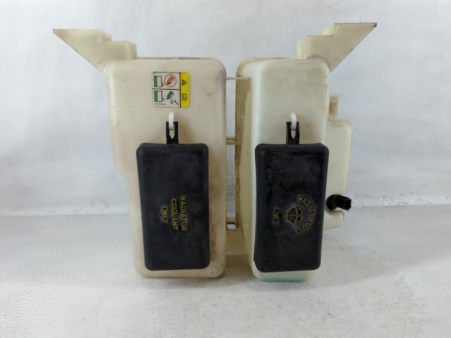 2002-2011 Ford Ranger Windshield Washer Fluid Reservoir Bottle Oem - Oemusedautoparts1.com