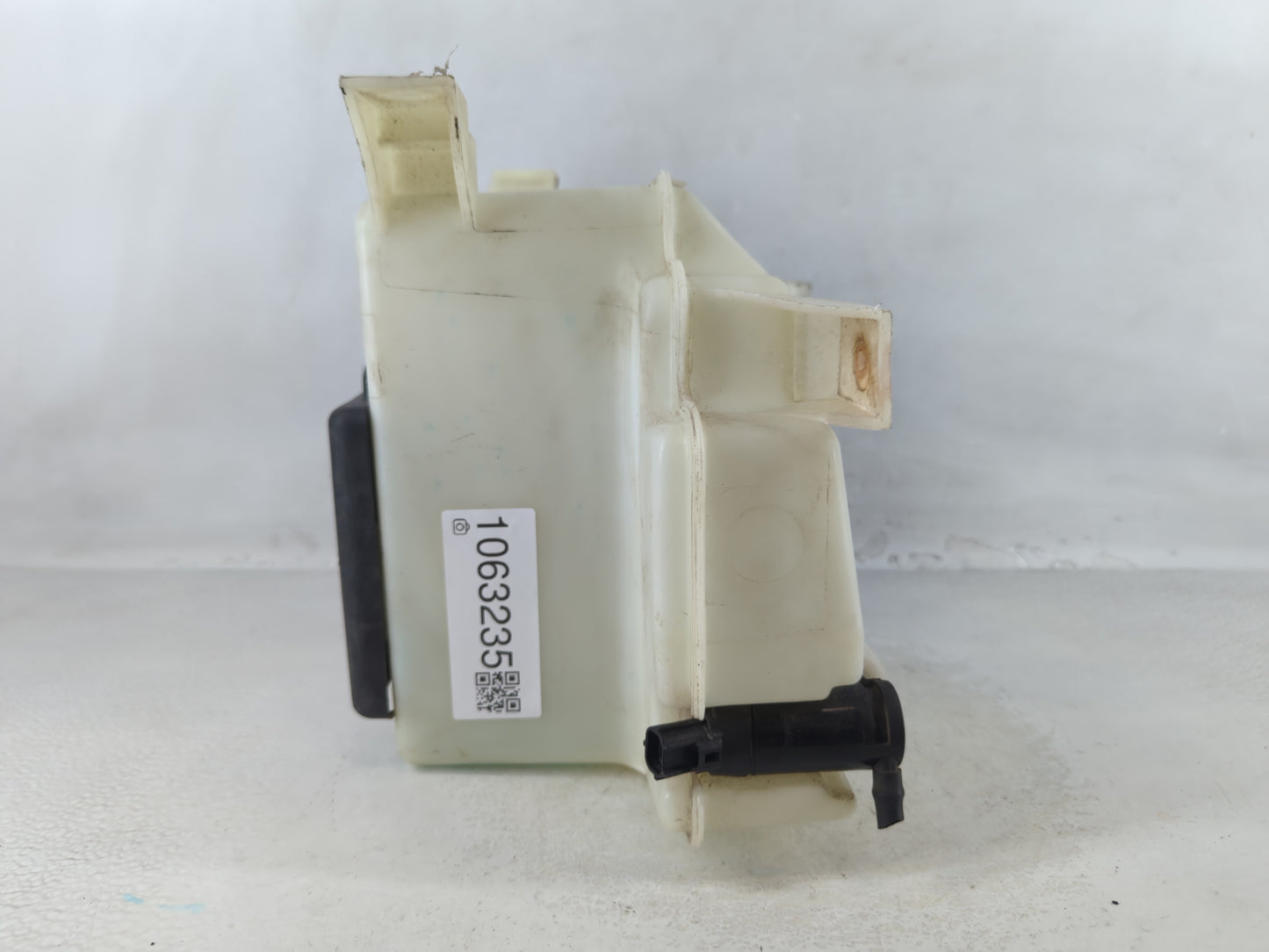 2002-2011 Ford Ranger Windshield Washer Fluid Reservoir Bottle Oem - Oemusedautoparts1.com