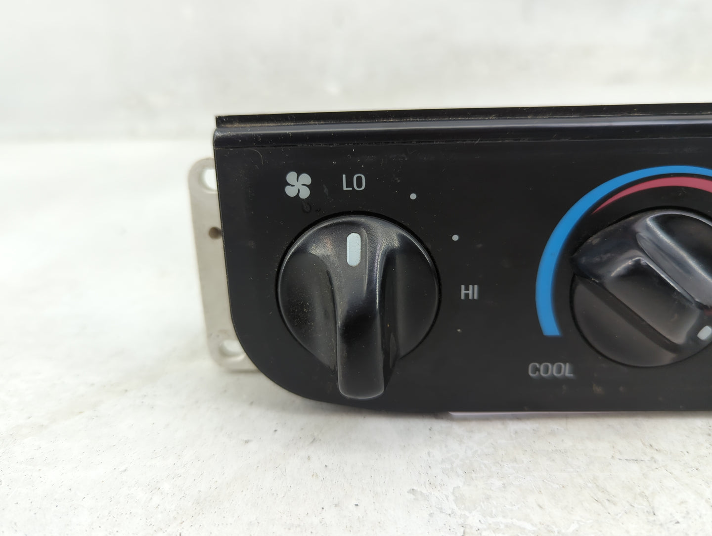 2003-2011 Ford Ranger Climate Control Module Temperature AC/Heater Replacement Fits OEM Used Auto Parts - Oemusedautoparts1.