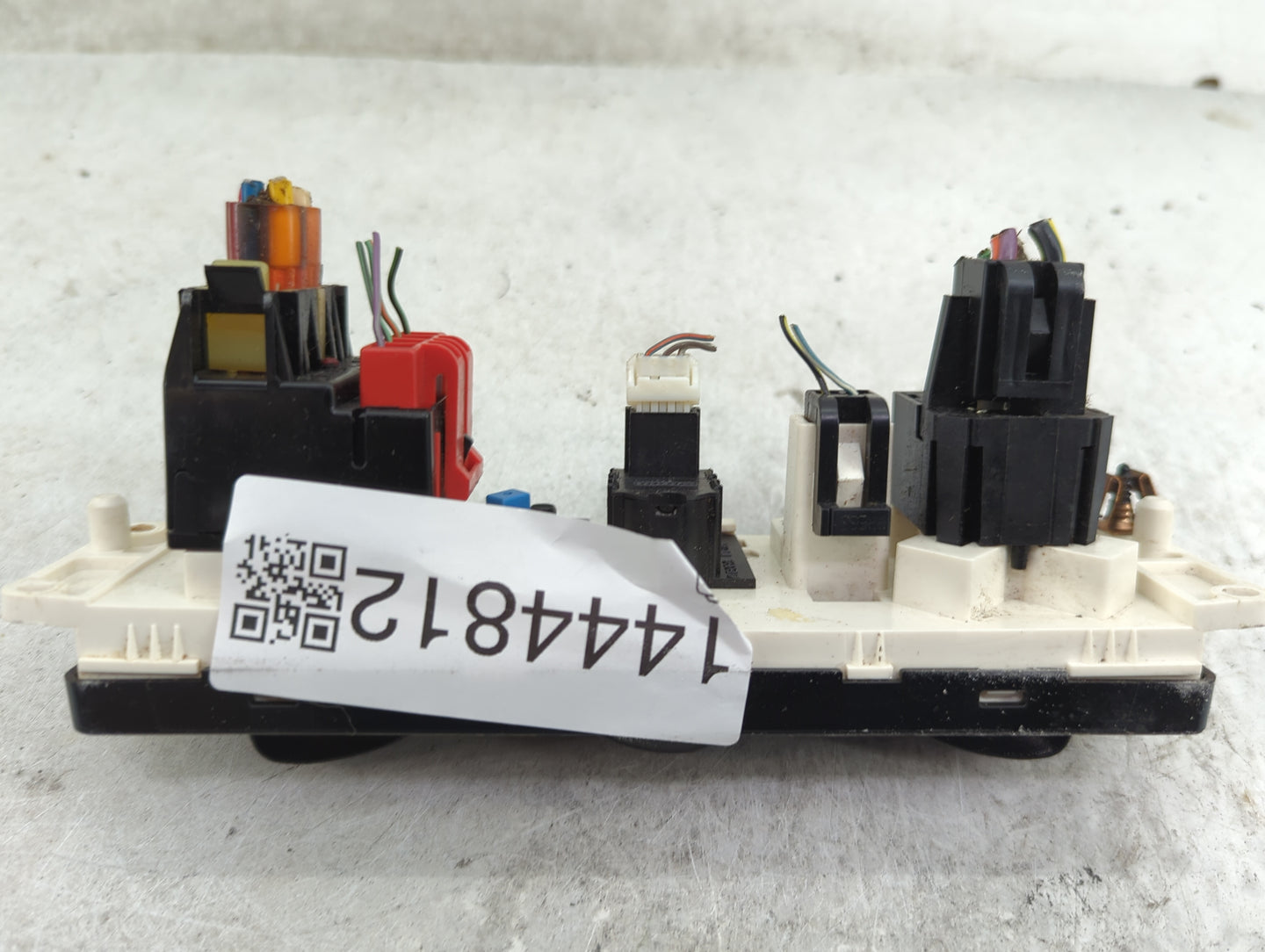 2003-2011 Ford Ranger Climate Control Module Temperature AC/Heater Replacement P/N:3L5H-19E764-AA Fits OEM Used Auto Parts -