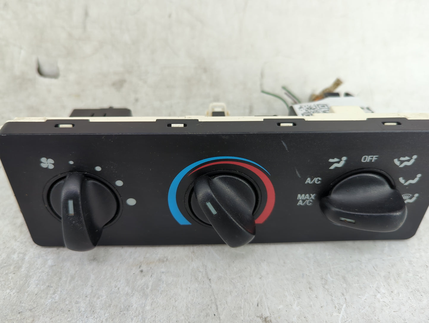 2003-2011 Ford Ranger Climate Control Module Temperature AC/Heater Replacement P/N:3L5H-19E764-AA Fits OEM Used Auto Parts -