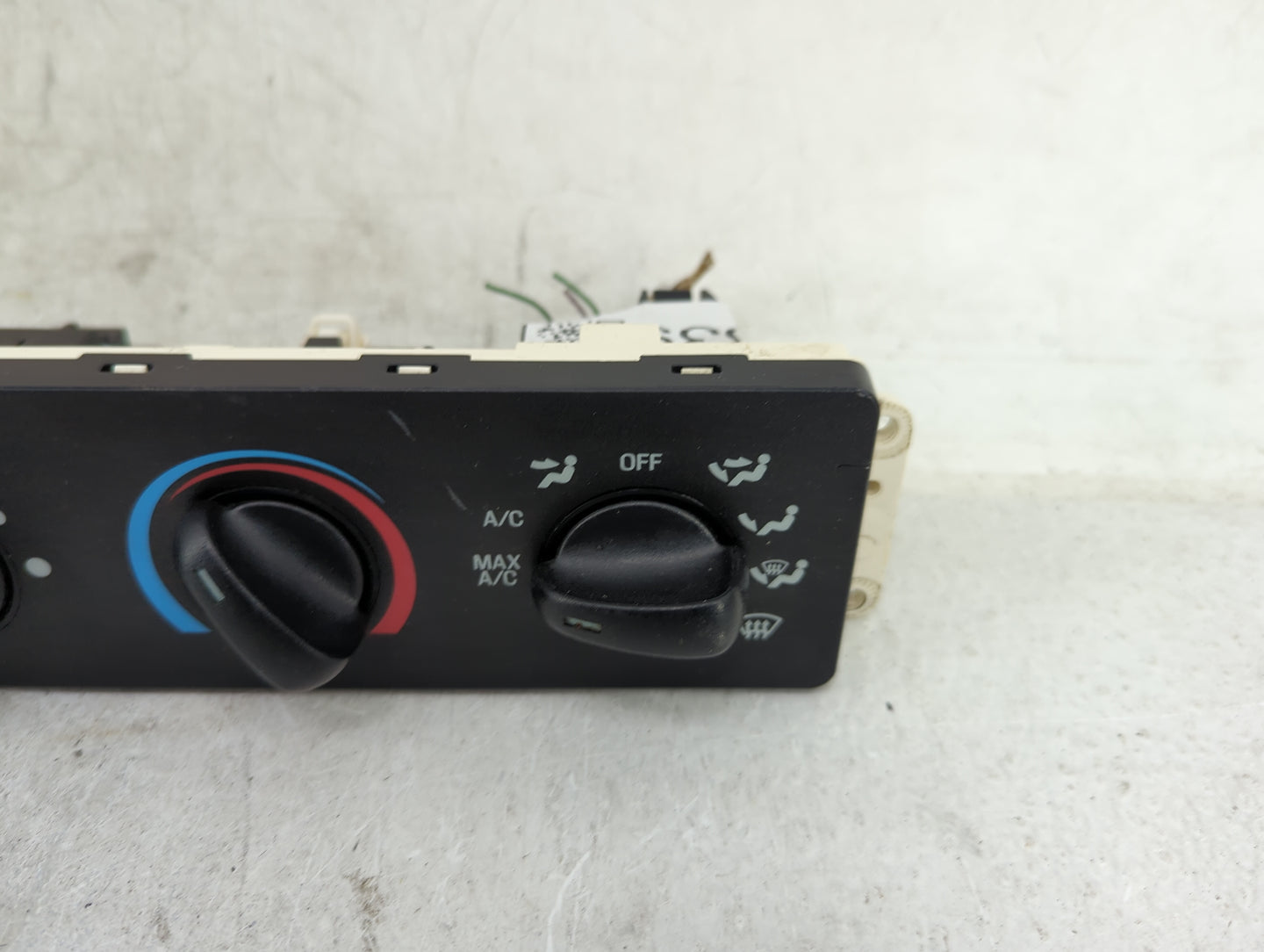 2003-2011 Ford Ranger Climate Control Module Temperature AC/Heater Replacement P/N:3L5H-19E764-AA Fits OEM Used Auto Parts -