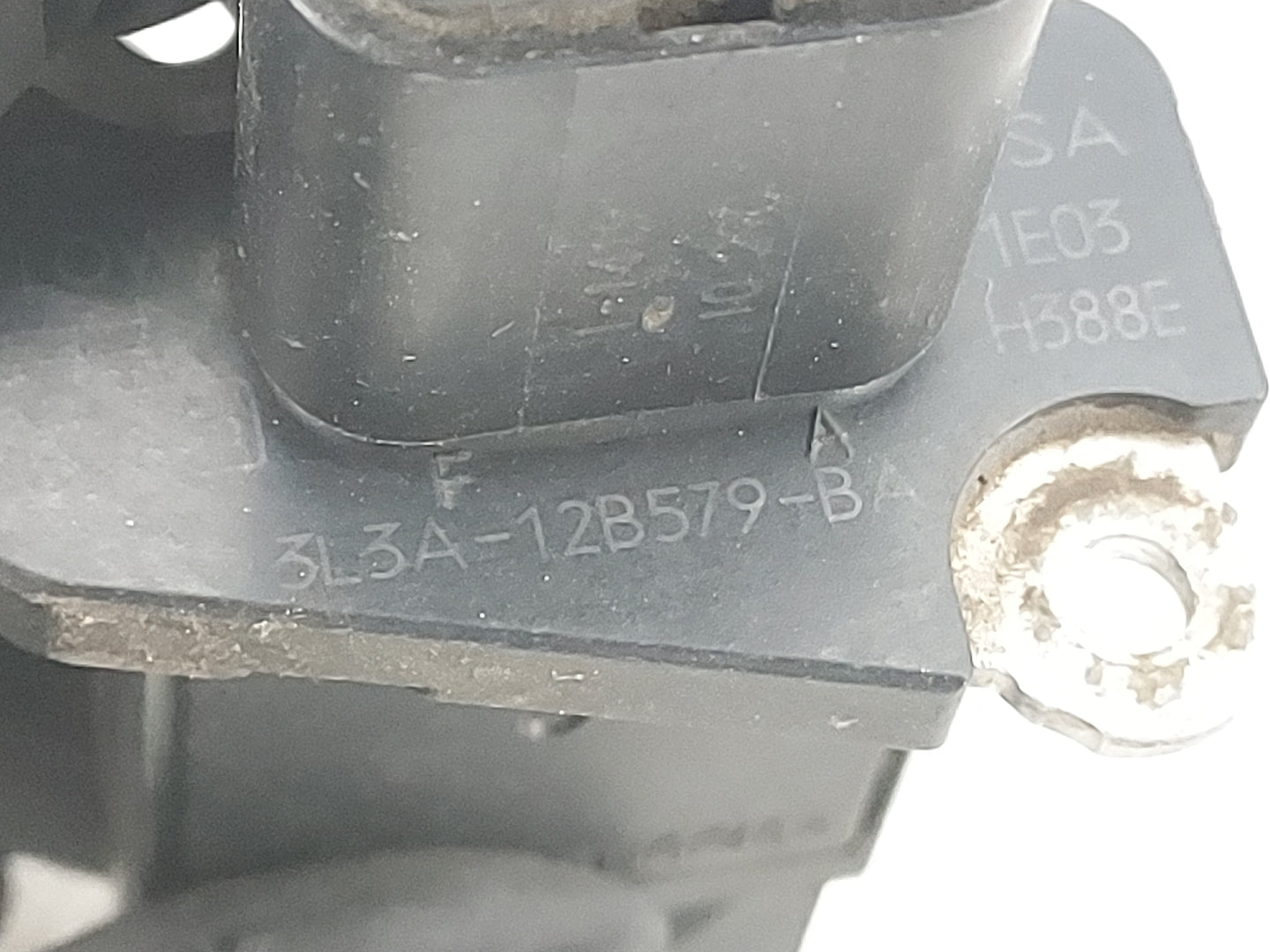 2004-2011 Ford Ranger Mass Air Flow Meter Maf 1487593 - Oemusedautoparts1.com