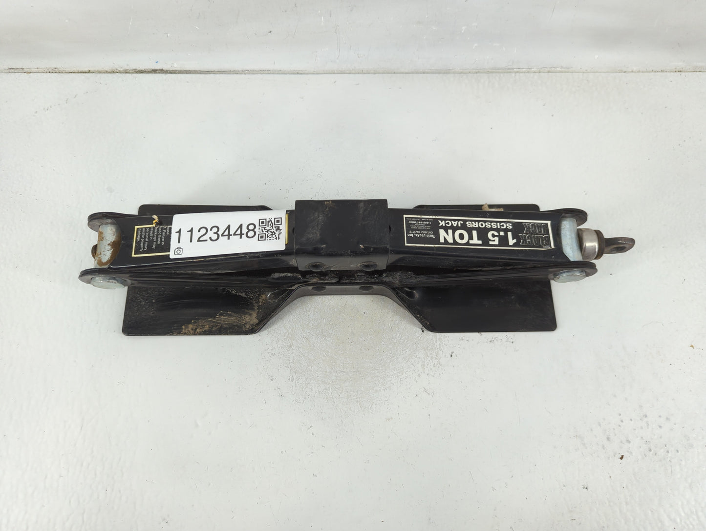 2011 Ford Taurus Spare Scissor Car Jack 1123448 - Oemusedautoparts1.com