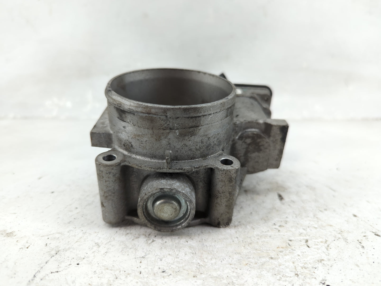 2008-2012 Ford Taurus Throttle Body Fits Fits 2007 2008 2009 2010 2011 2012 2013 2014 OEM Used Auto Parts - Oemusedautoparts