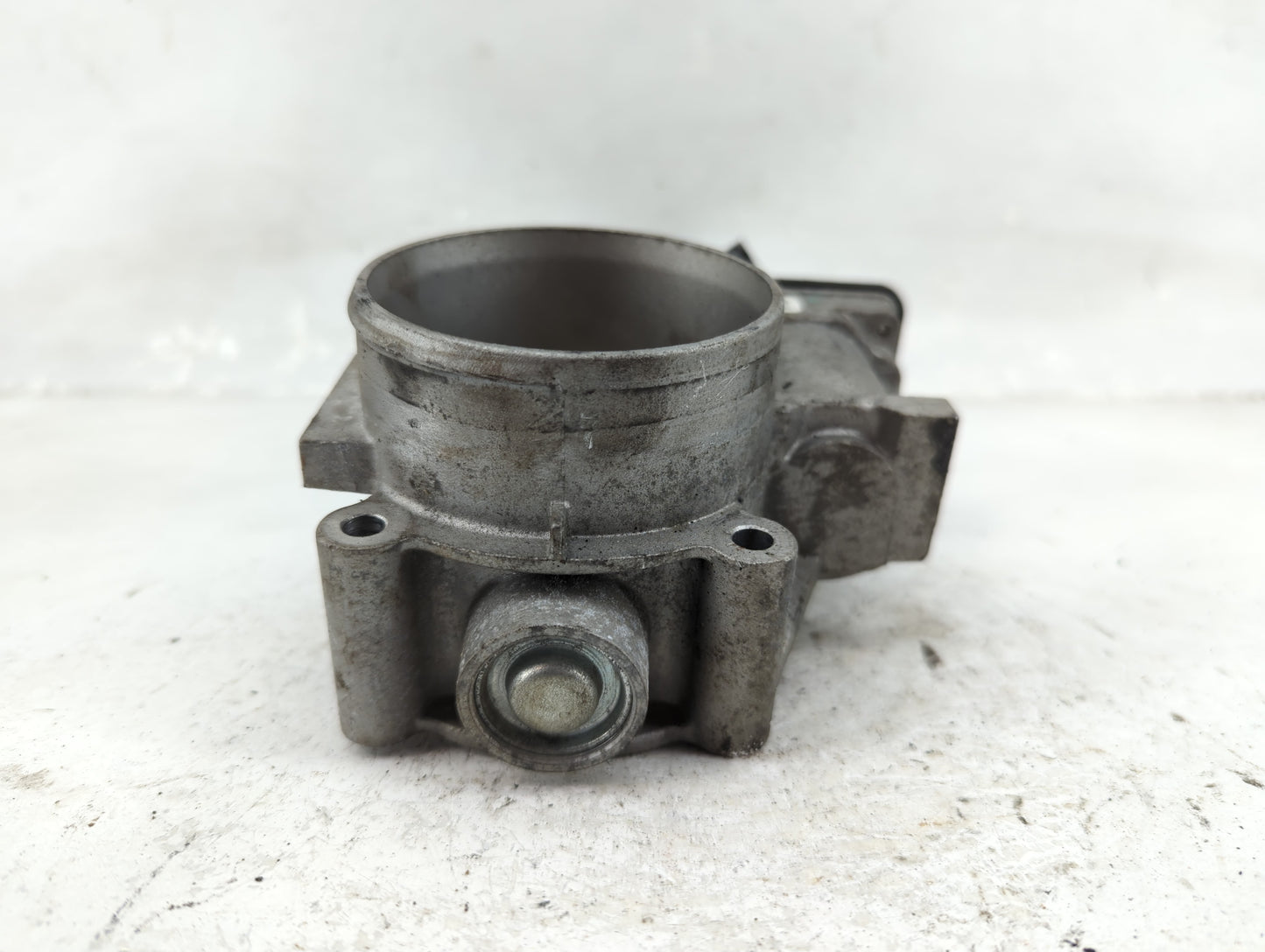 2008-2012 Ford Taurus Throttle Body Fits Fits 2007 2008 2009 2010 2011 2012 2013 2014 OEM Used Auto Parts - Oemusedautoparts