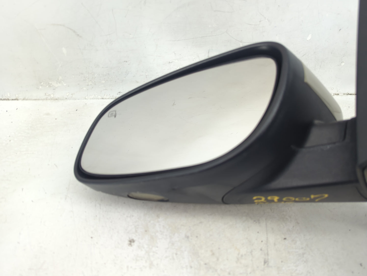 2010-2012 Ford Taurus Driver Side View Mirror - Left Door Mirror OEM Used - Oemusedautoparts1.com