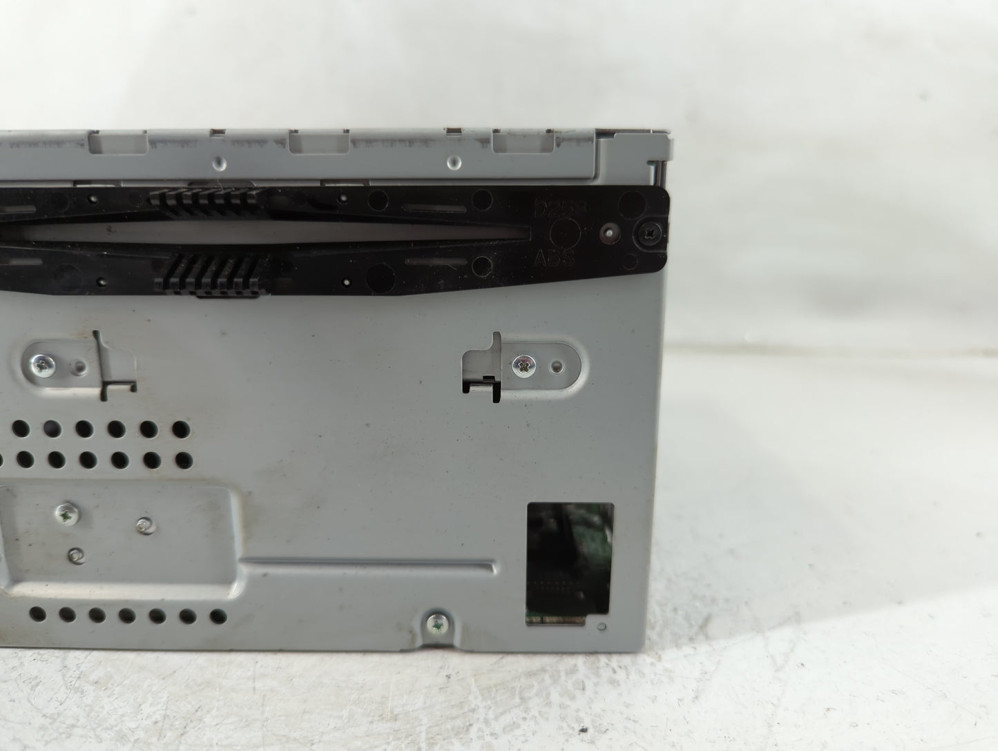 2011-2012 Ford Taurus Radio AM FM Cd Player Receiver Replacement P/N:BG1T-19C159-AA Fits Fits 2011 2012 OEM Used Auto Parts 