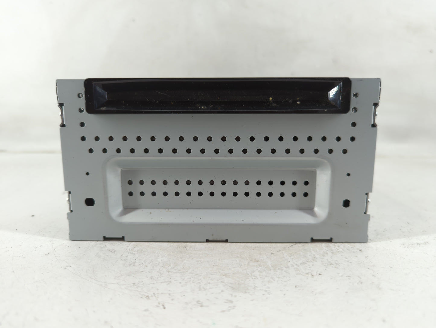2010-2011 Ford Taurus Radio AM FM Cd Player Receiver Replacement Fits Fits 2010 2011 OEM Used Auto Parts - Oemusedautoparts1