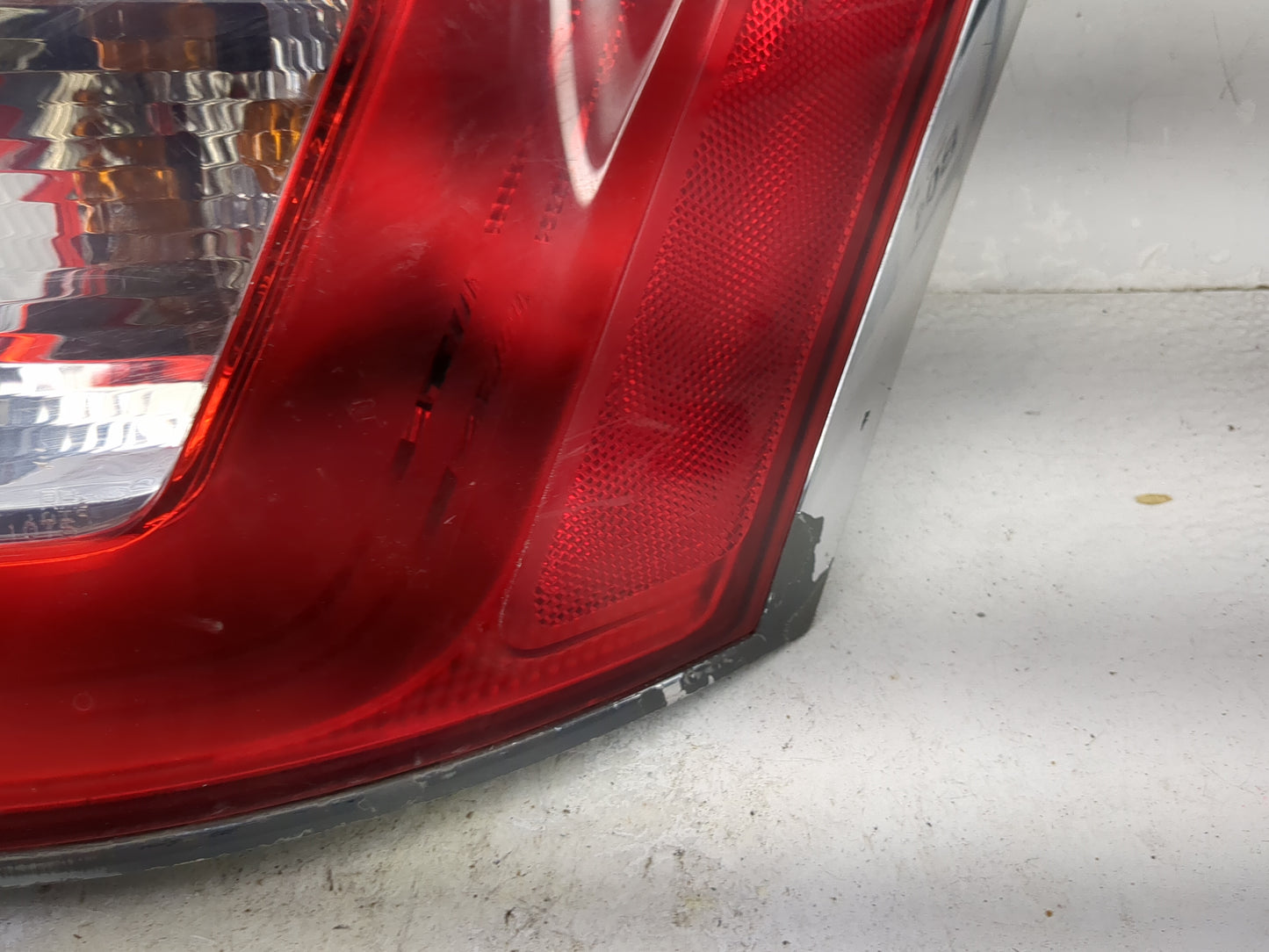 2010-2012 Ford Taurus Tail Light Assembly Passenger Right OEM Fits Fits 2010 2011 2012 OEM Used Auto Parts - Oemusedautopart