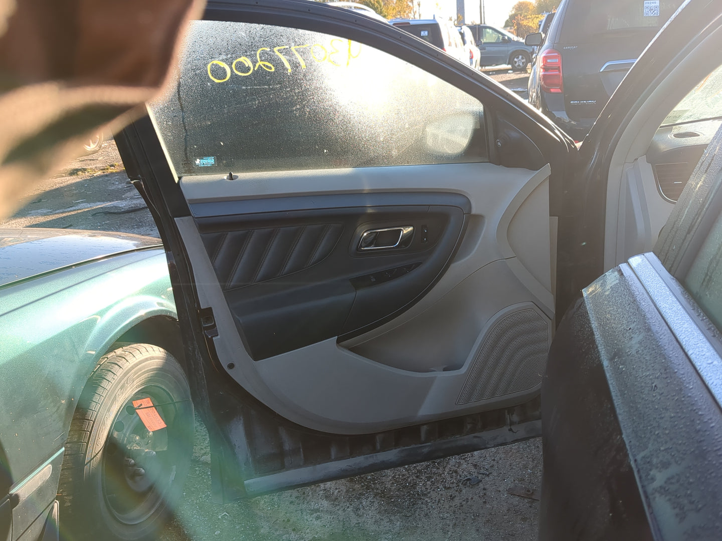 2011 Ford Taurus Front Left Driver Interior Door Panel Trim - Oemusedautoparts1.com