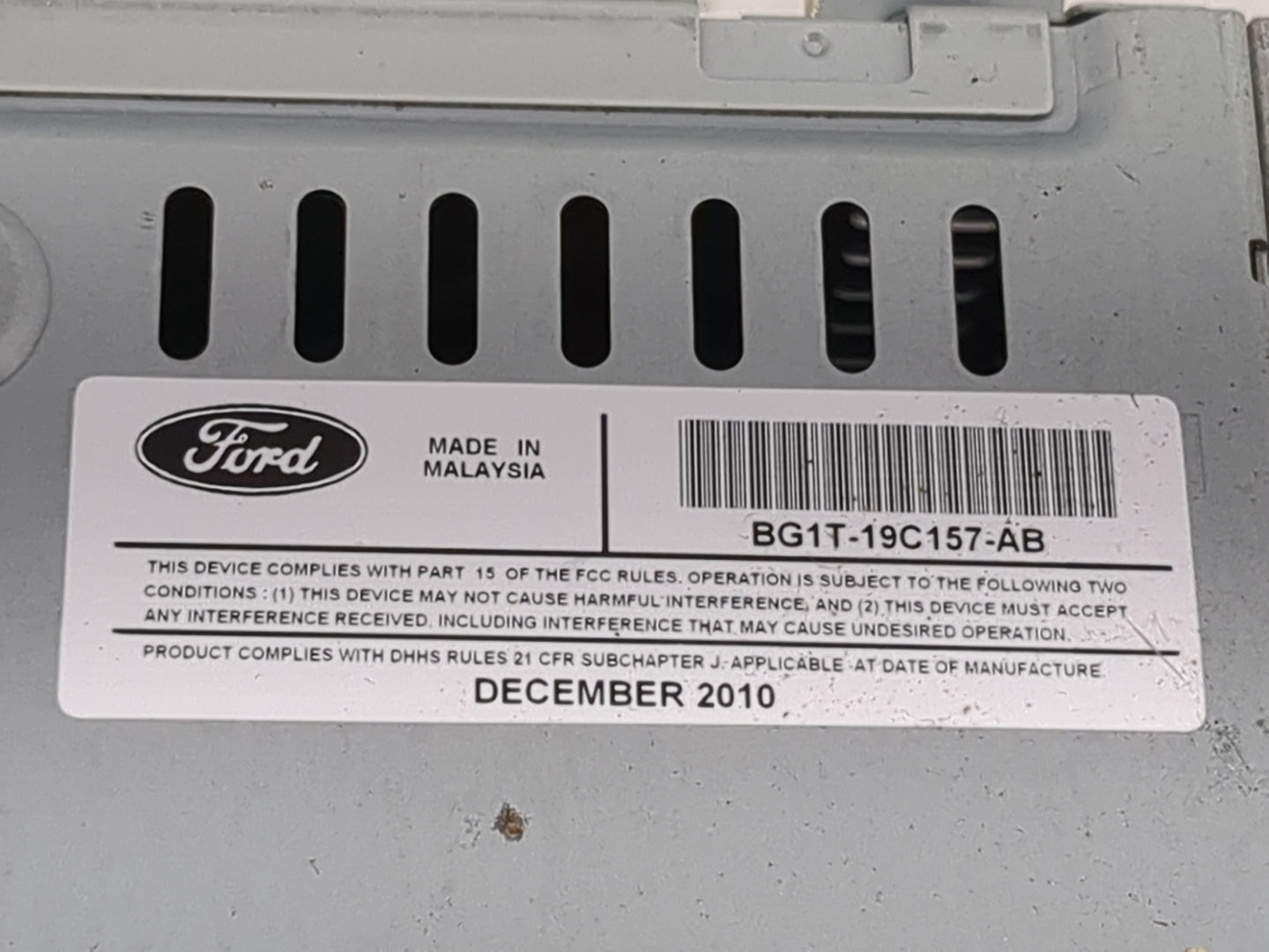 2011-2012 Ford Taurus Radio AM FM Cd Player Receiver Replacement Fits Fits 2011 2012 OEM Used Auto Parts - Oemusedautoparts1
