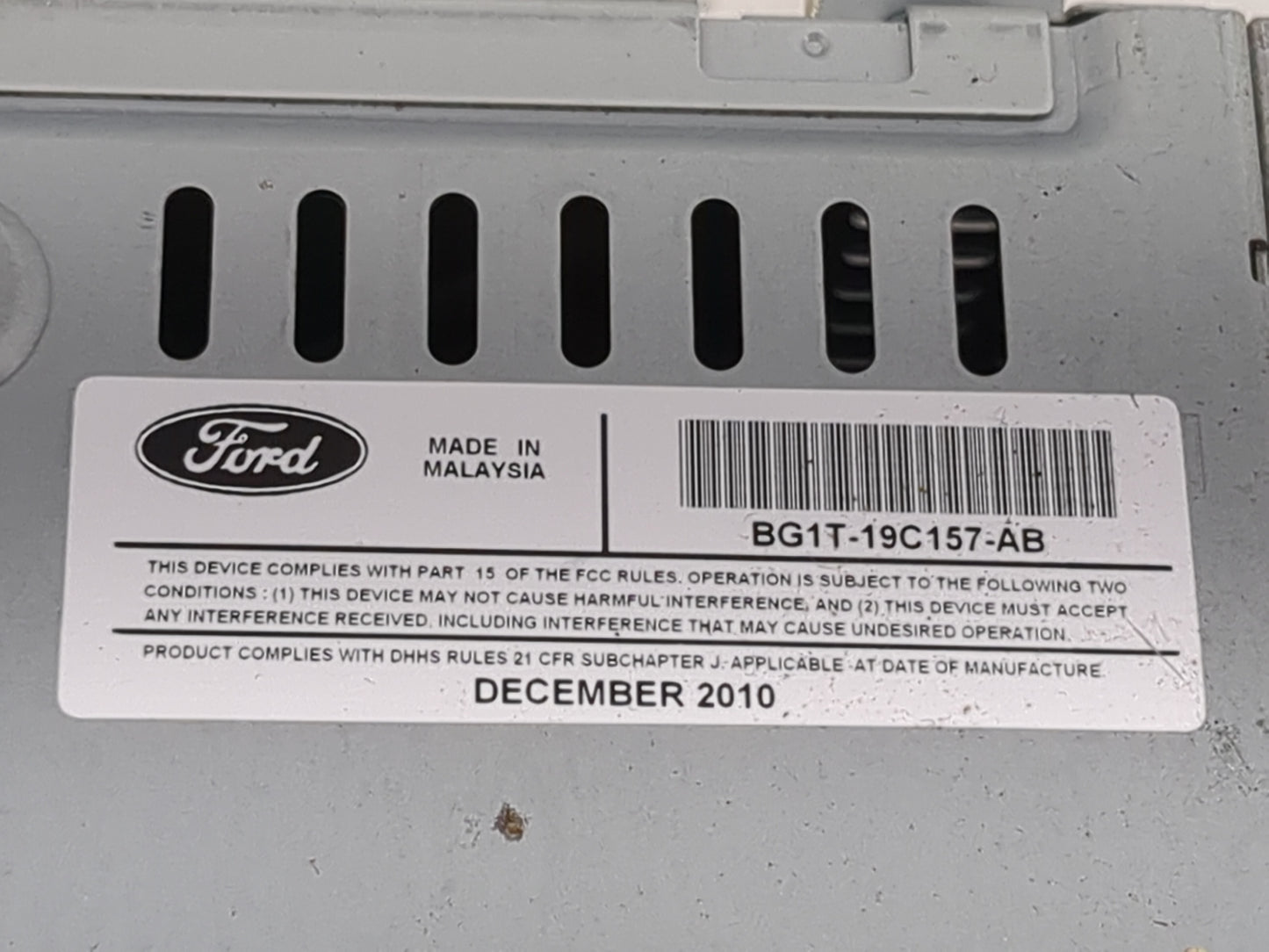 2011-2012 Ford Taurus Radio AM FM Cd Player Receiver Replacement Fits Fits 2011 2012 OEM Used Auto Parts - Oemusedautoparts1