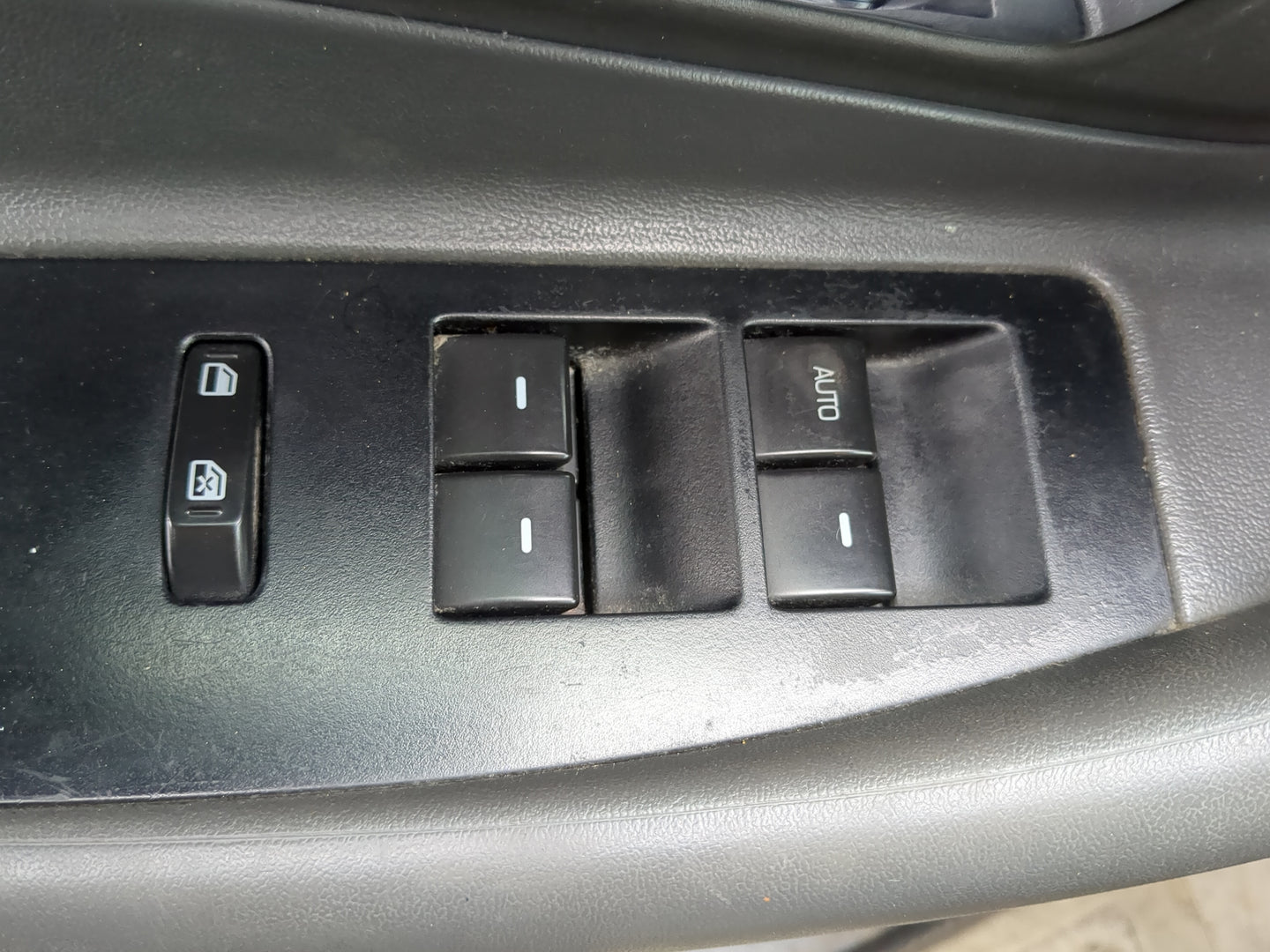2010-2012 Ford Taurus Master Power Window Switch Replacement Driver Side Left Fits OEM Used Auto Parts - Oemusedautoparts1.c