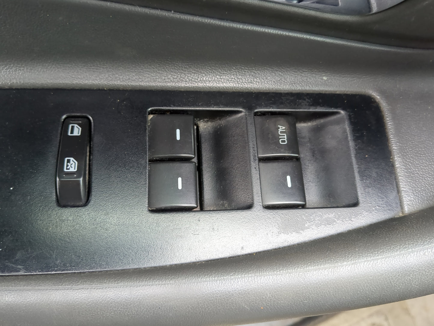 2010-2012 Ford Taurus Master Power Window Switch Replacement Driver Side Left Fits OEM Used Auto Parts - Oemusedautoparts1.c