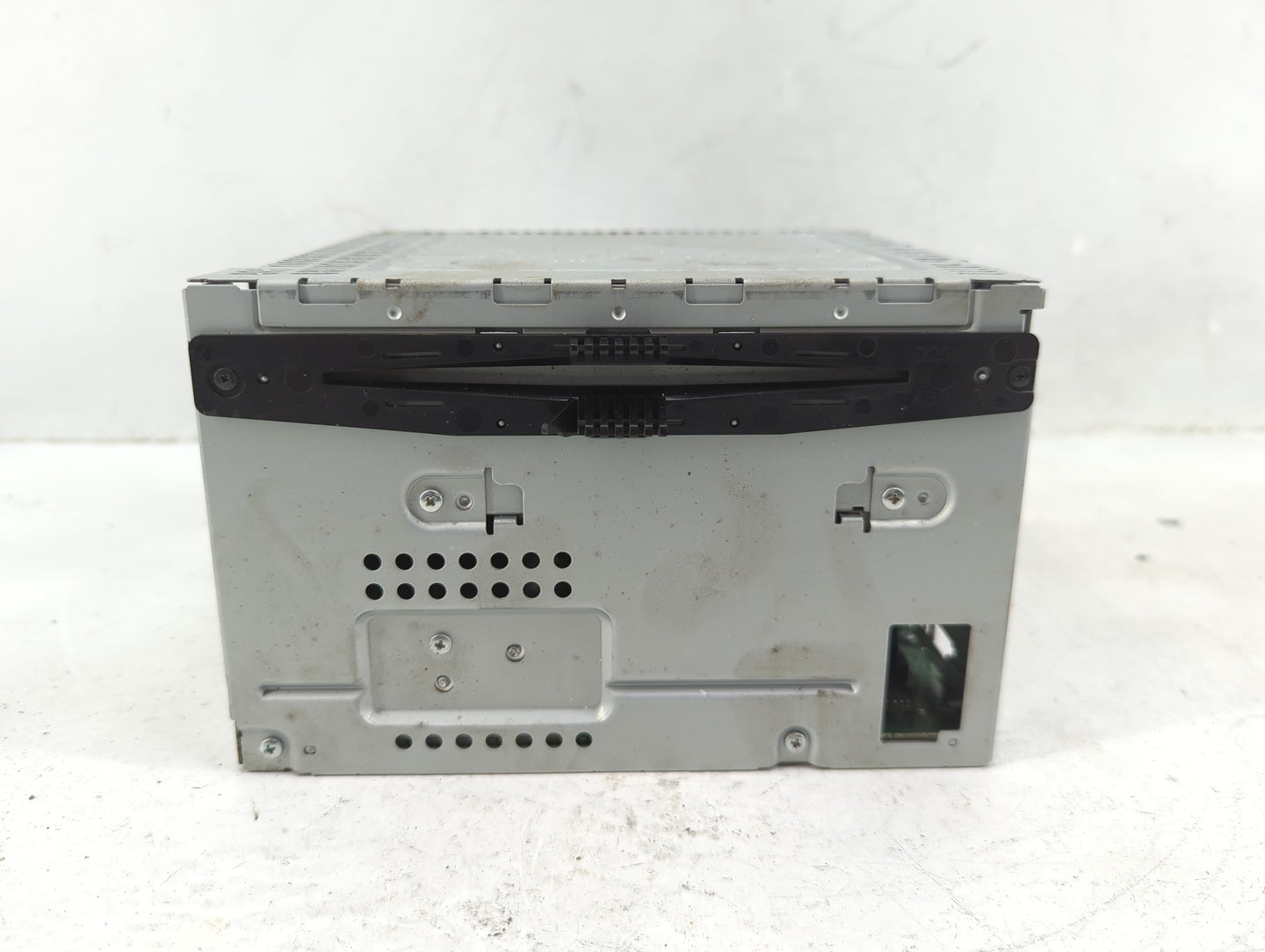 2011-2012 Ford Taurus Radio AM FM Cd Player Receiver Replacement P/N:BG1T-19C159-AA Fits Fits 2011 2012 OEM Used Auto Parts 