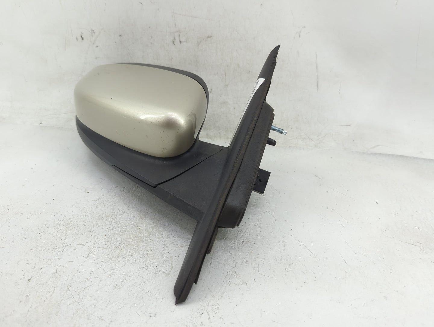 2010-2019 Ford Taurus Passenger Side View Mirror - Right Door Mirror OEM Used - Oemusedautoparts1.com