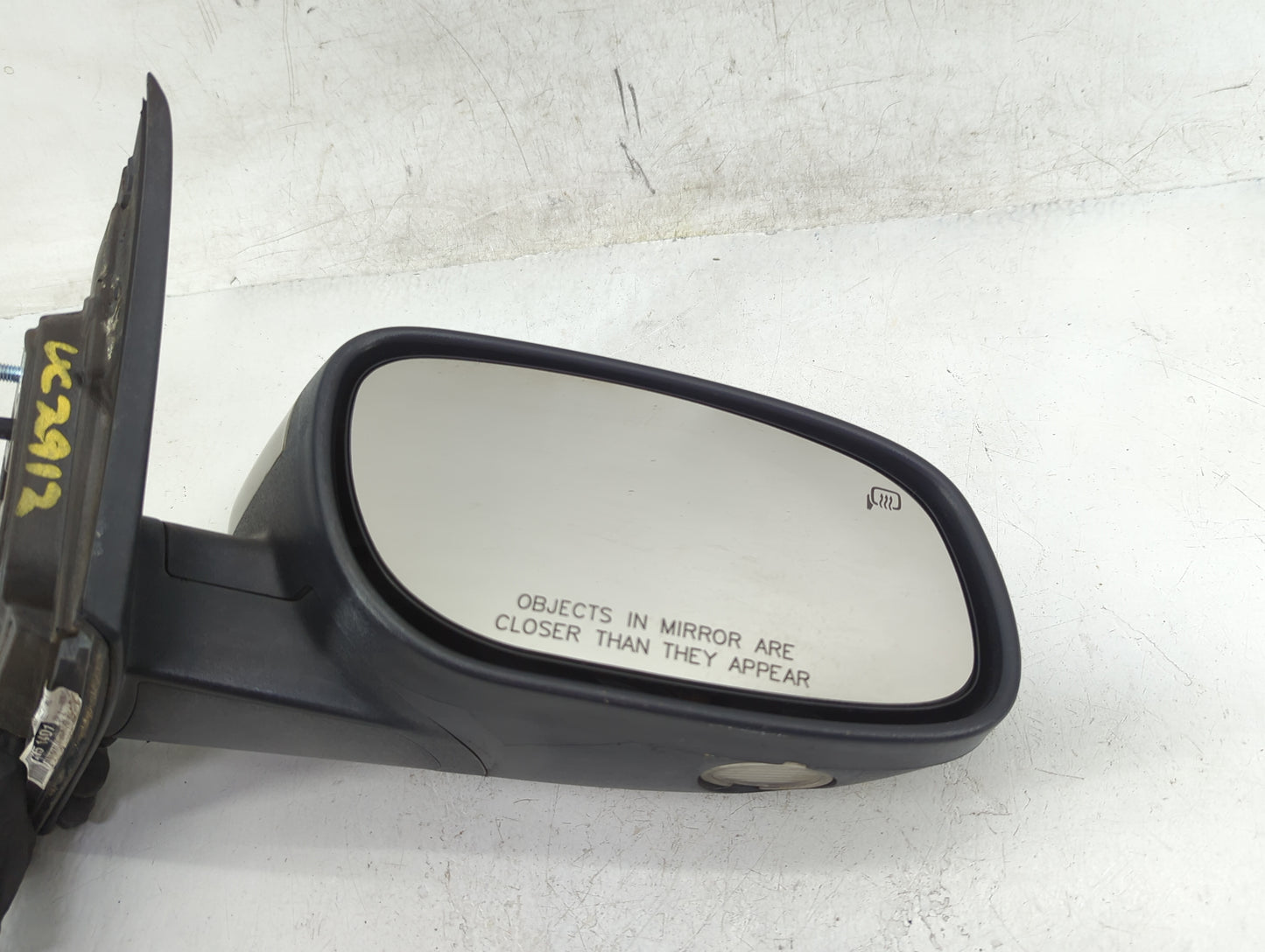 2010-2019 Ford Taurus Passenger Side View Mirror - Right Door Mirror OEM Used - Oemusedautoparts1.com