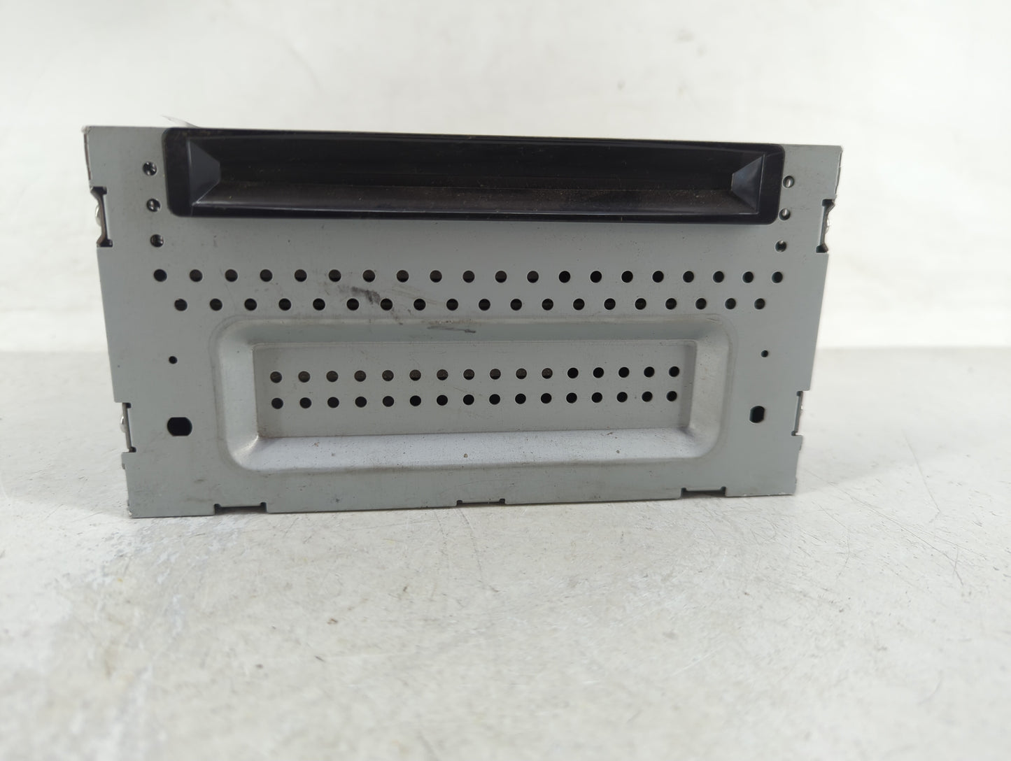 2011 Ford Taurus Radio AM FM Cd Player Receiver Replacement P/N:UQW1317 Fits OEM Used Auto Parts - Oemusedautoparts1.com