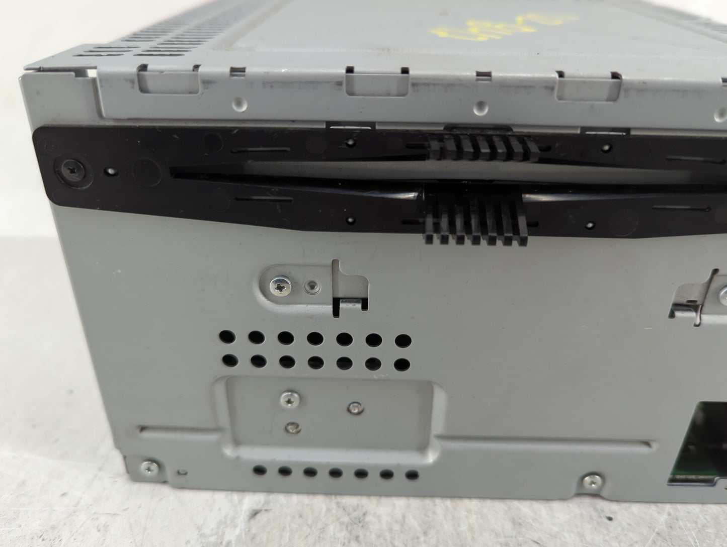 2011-2012 Ford Taurus Radio AM FM Cd Player Receiver Replacement P/N:BG1T-19C159-BA Fits Fits 2011 2012 OEM Used Auto Parts 