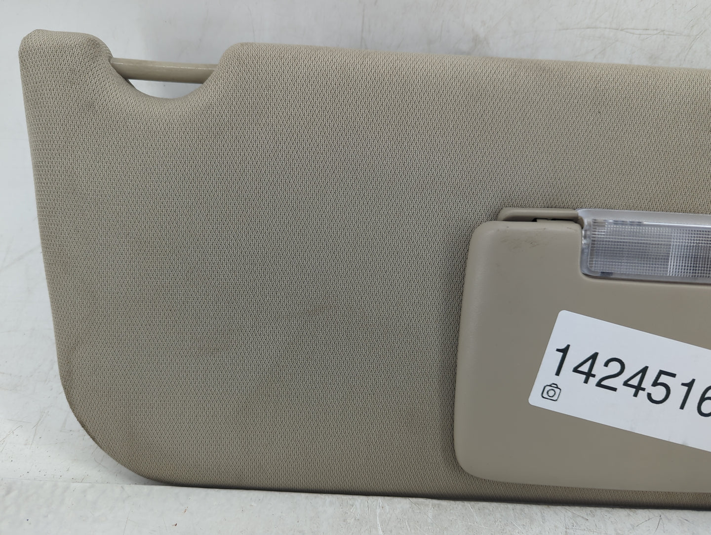 2010-2011 Ford Taurus Sun Visor Shade Replacement Passenger Right Mirror Fits Fits 2010 2011 OEM Used Auto Parts - Oemusedau