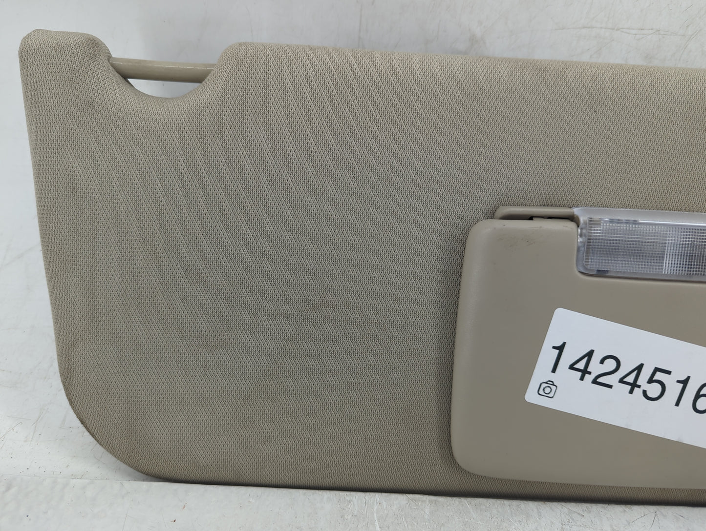 2010-2011 Ford Taurus Sun Visor Shade Replacement Passenger Right Mirror Fits Fits 2010 2011 OEM Used Auto Parts - Oemusedau