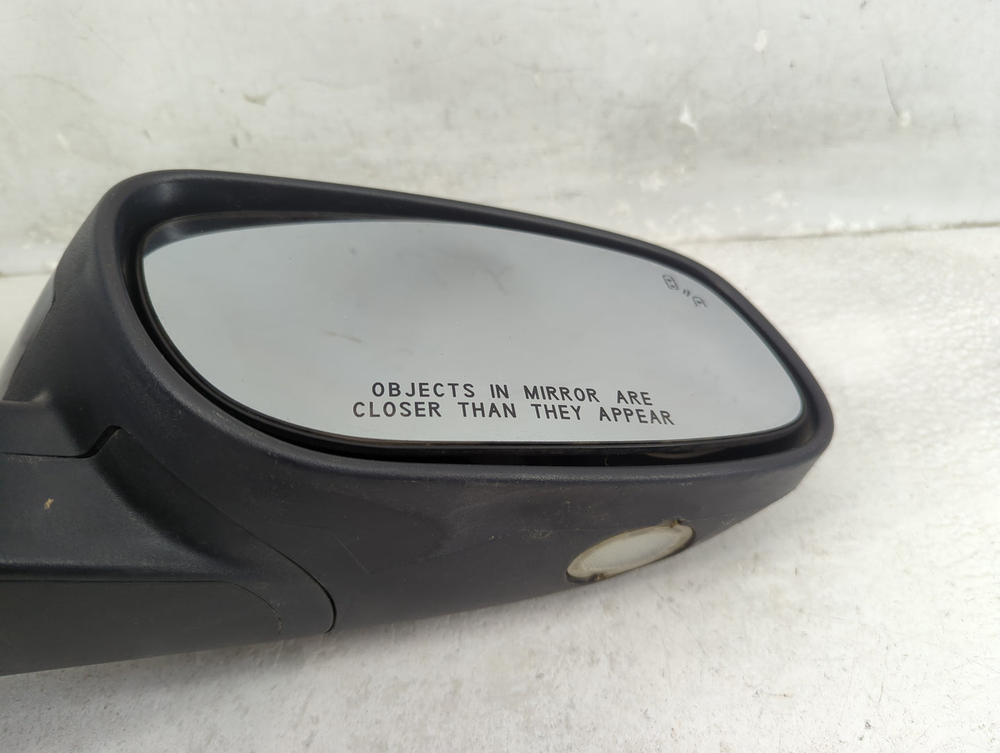 2010-2019 Ford Taurus Passenger Side View Mirror - Right Door Mirror OEM Used - Oemusedautoparts1.com