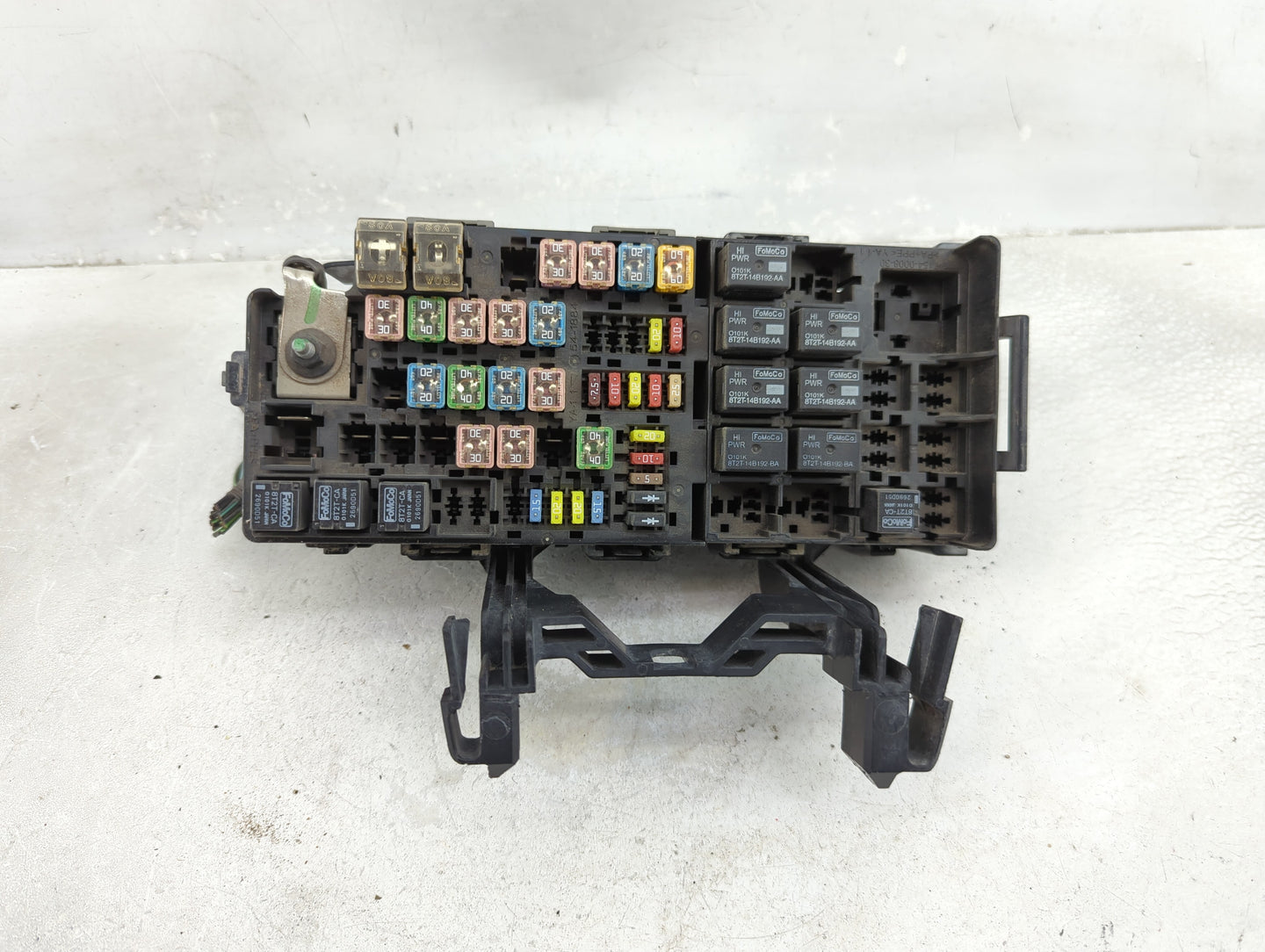 2010-2012 Ford Taurus Fusebox Fuse Box Panel Relay Module P/N:AG1T-14A003-AA Fits Fits 2010 2011 2012 OEM Used Auto Parts - 