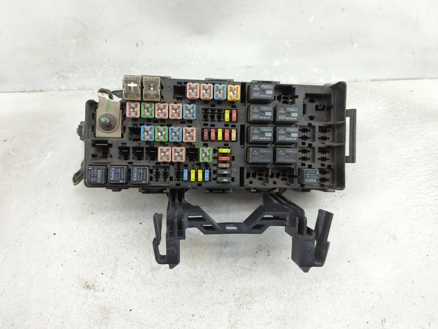 2010-2012 Ford Taurus Fusebox Fuse Box Panel Relay Module P/N:AG1T-14A003-AA Fits Fits 2010 2011 2012 OEM Used Auto Parts - 