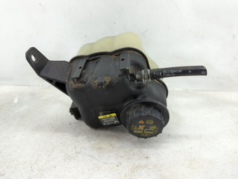 compare product 2008-2011 Ford Taurus Radiator Coolant Overflow Expansion Tank Bottle 1433182