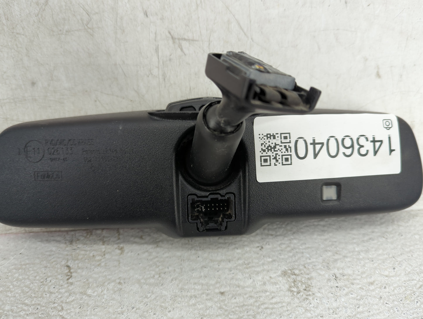 2011 Ford Taurus Interior Rear View Mirror Replacement OEM P/N:026133 GNTX-651, 8U5A-17E678 Fits OEM Used Auto Parts - Oemus