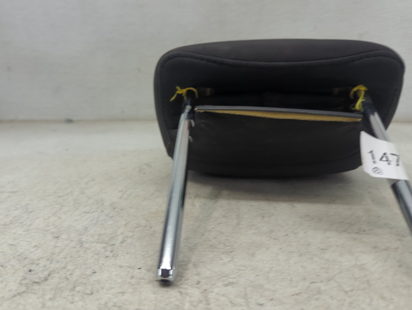 2010-2012 Ford Taurus Headrest Head Rest Front Driver Seat Black - Oemusedautoparts1.com