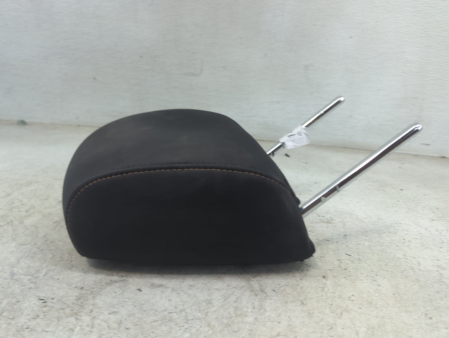 2010-2012 Ford Taurus Headrest Head Rest Front Driver Passenger Seat Fits Fits 2010 2011 2012 OEM Used Auto Parts - Oemuseda