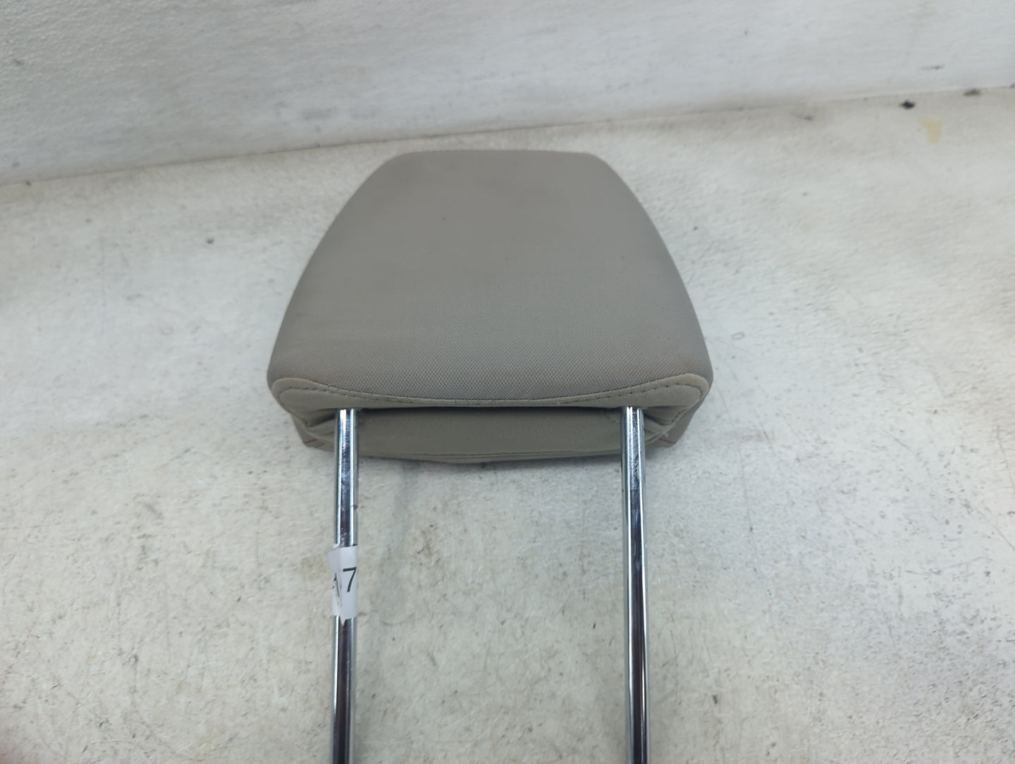 2011 Ford Taurus Headrest Head Rest Front Driver Passenger Seat Fits OEM Used Auto Parts - Oemusedautoparts1.com