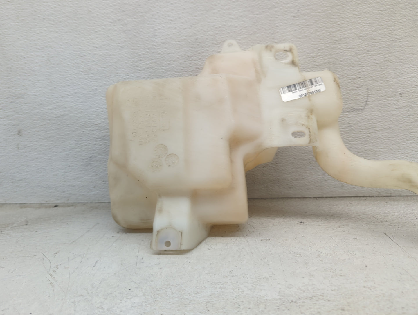 2008-2013 Ford Taurus Windshield Washer Fluid Reservoir Bottle Oem 1473741 - Oemusedautoparts1.com