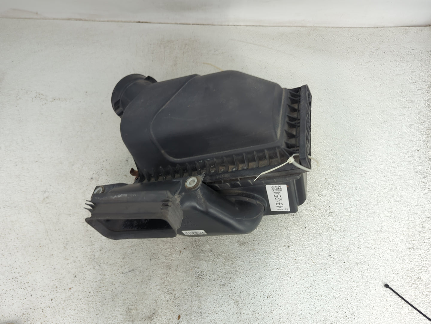 2010-2012 Ford Taurus Air Cleaner Intake-duct Hose Tube 1494254 - Oemusedautoparts1.com