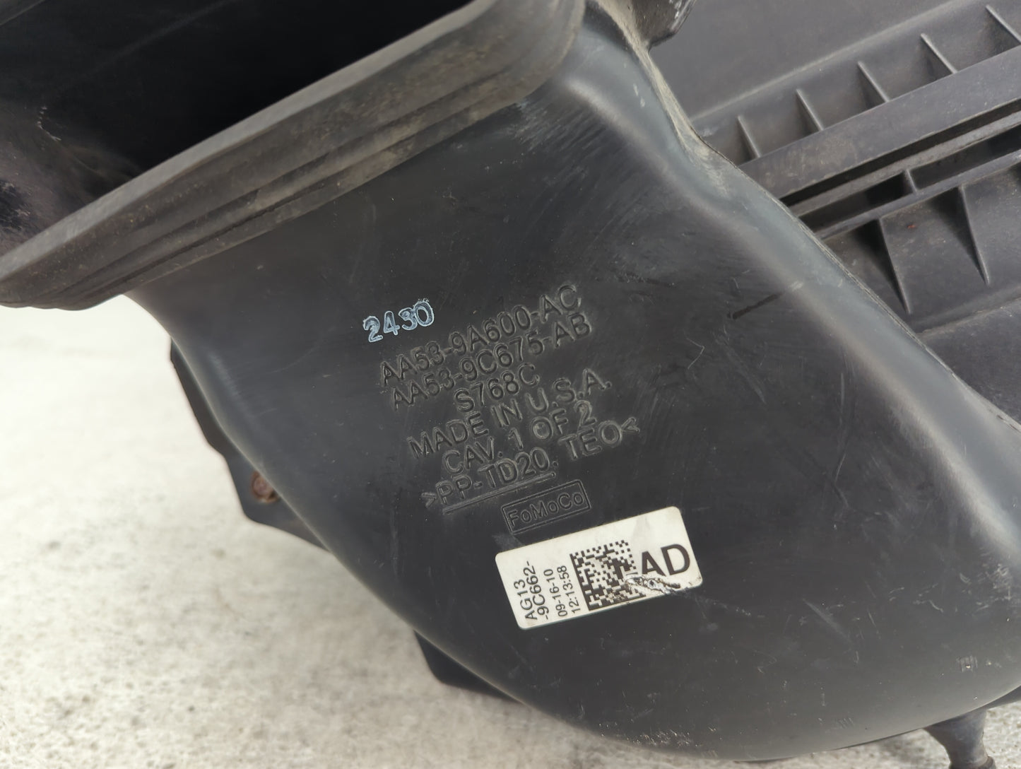 2010-2012 Ford Taurus Air Cleaner Intake-duct Hose Tube 1494254 - Oemusedautoparts1.com