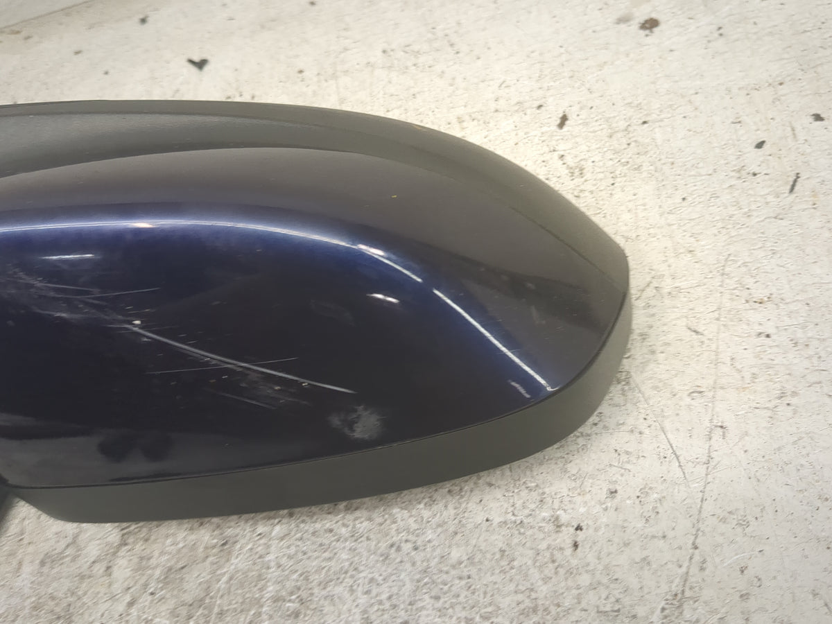 2010-2019 Ford Taurus Passenger Side View Mirror - Right Door Mirror OEM Used - Oemusedautoparts1.com