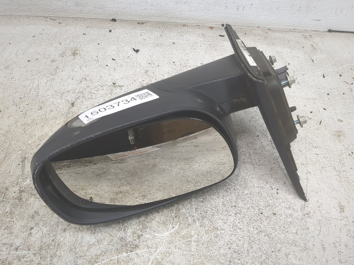 2010-2019 Ford Taurus Passenger Side View Mirror - Right Door Mirror OEM Used - Oemusedautoparts1.com