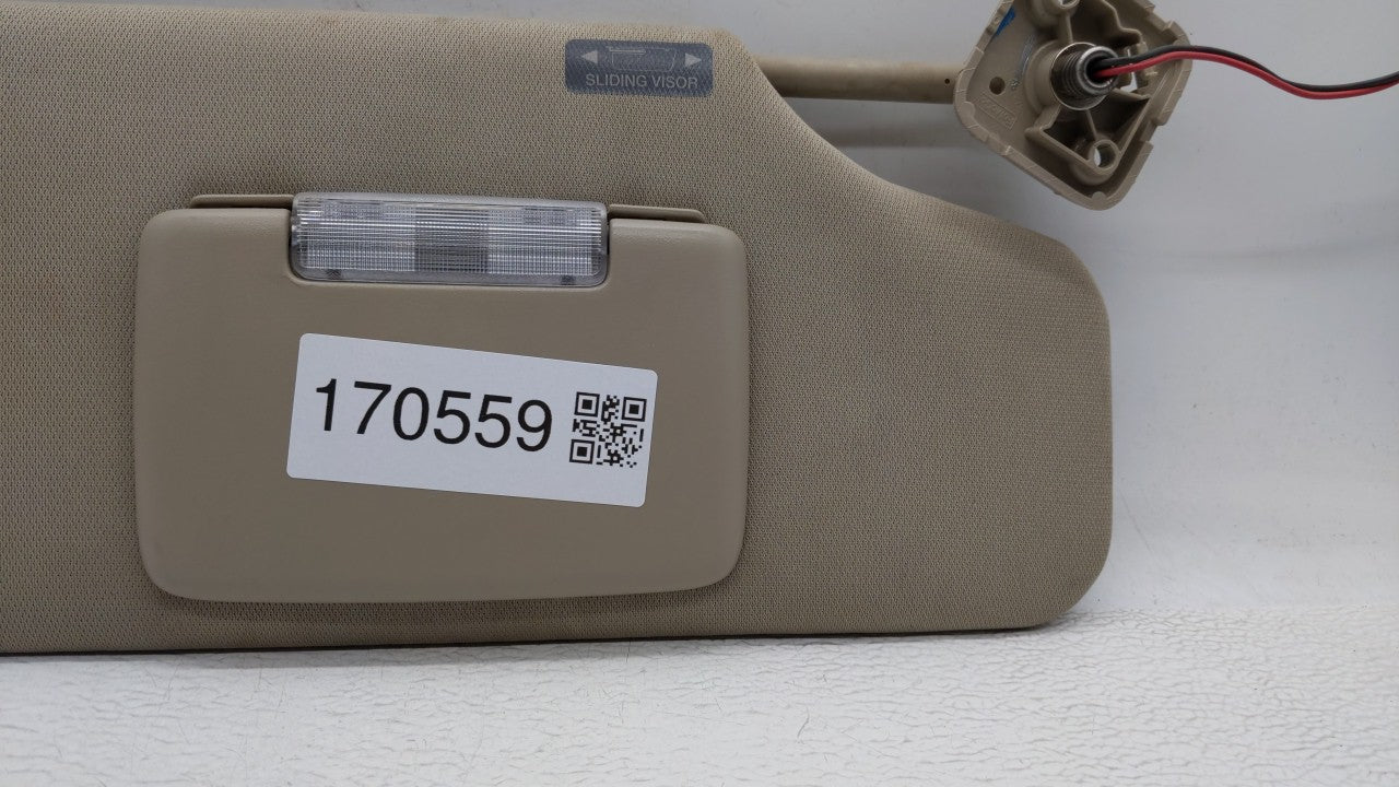 2010-2011 Ford Taurus Sun Visor Shade Replacement Passenger Right Mirror Fits Fits 2010 2011 OEM Used Auto Parts - Oemusedau