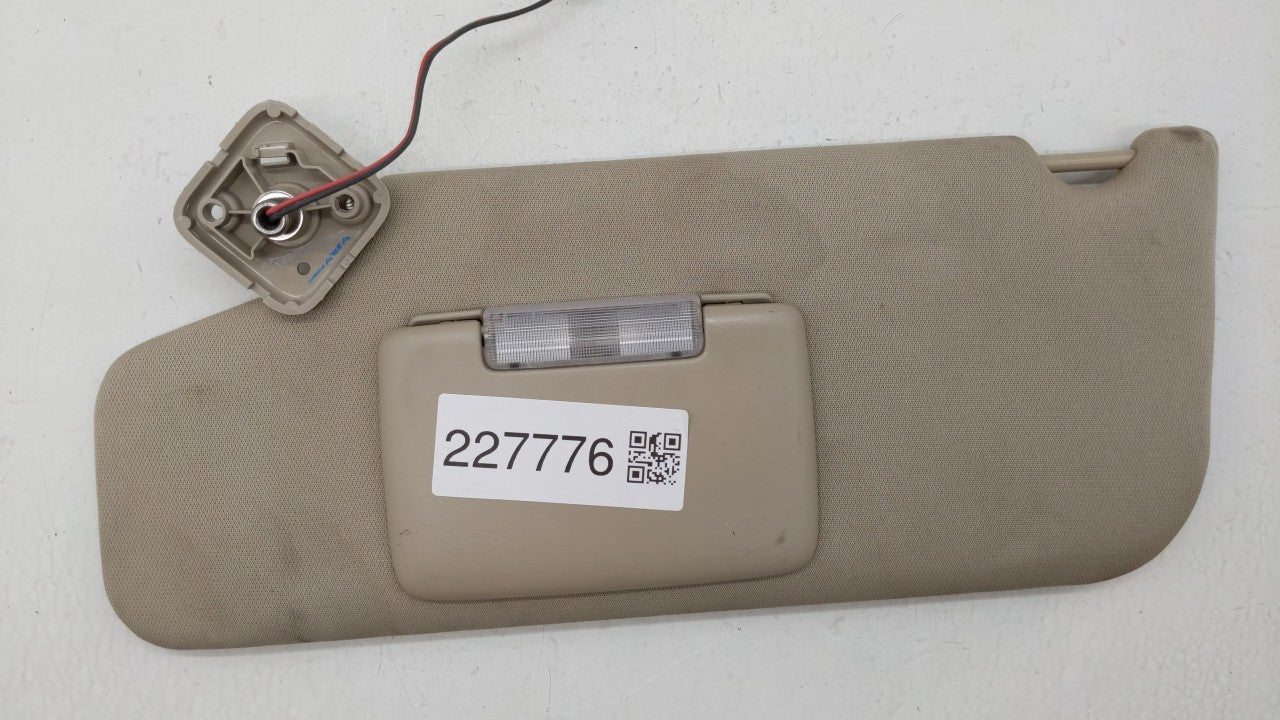 2010-2011 Ford Taurus Sun Visor Shade Replacement Driver Left Mirror Fits Fits 2010 2011 OEM Used Auto Parts - Oemusedautopa