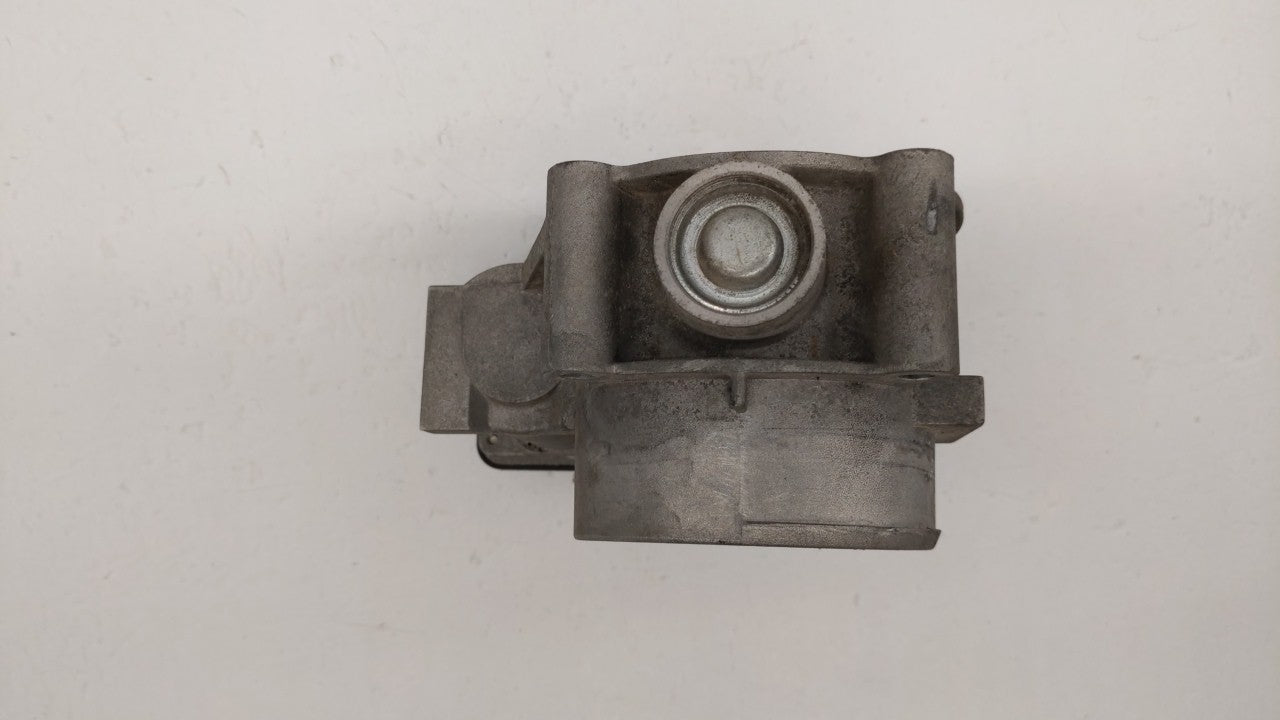 2008-2012 Ford Taurus Throttle Body P/N:7T4E-9F991-FA 7T4E-9F991-GA Fits Fits 2007 2008 2009 2010 2011 2012 2013 2014 OEM Us