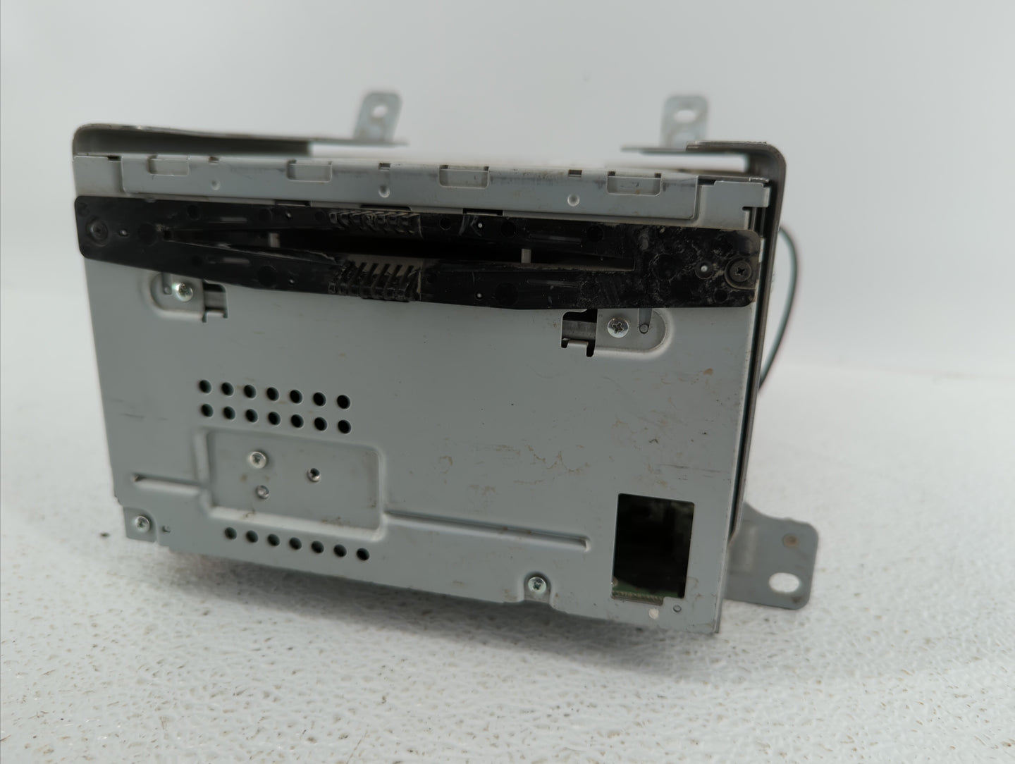 2011 Ford Taurus Radio AM FM Cd Player Receiver Replacement P/N:BG1T-19C157-AB Fits OEM Used Auto Parts - Oemusedautoparts1.