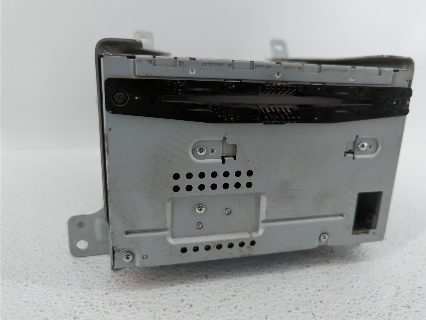 2011-2012 Ford Taurus Am Fm Cd Player Radio Receiver - Oemusedautoparts1.com