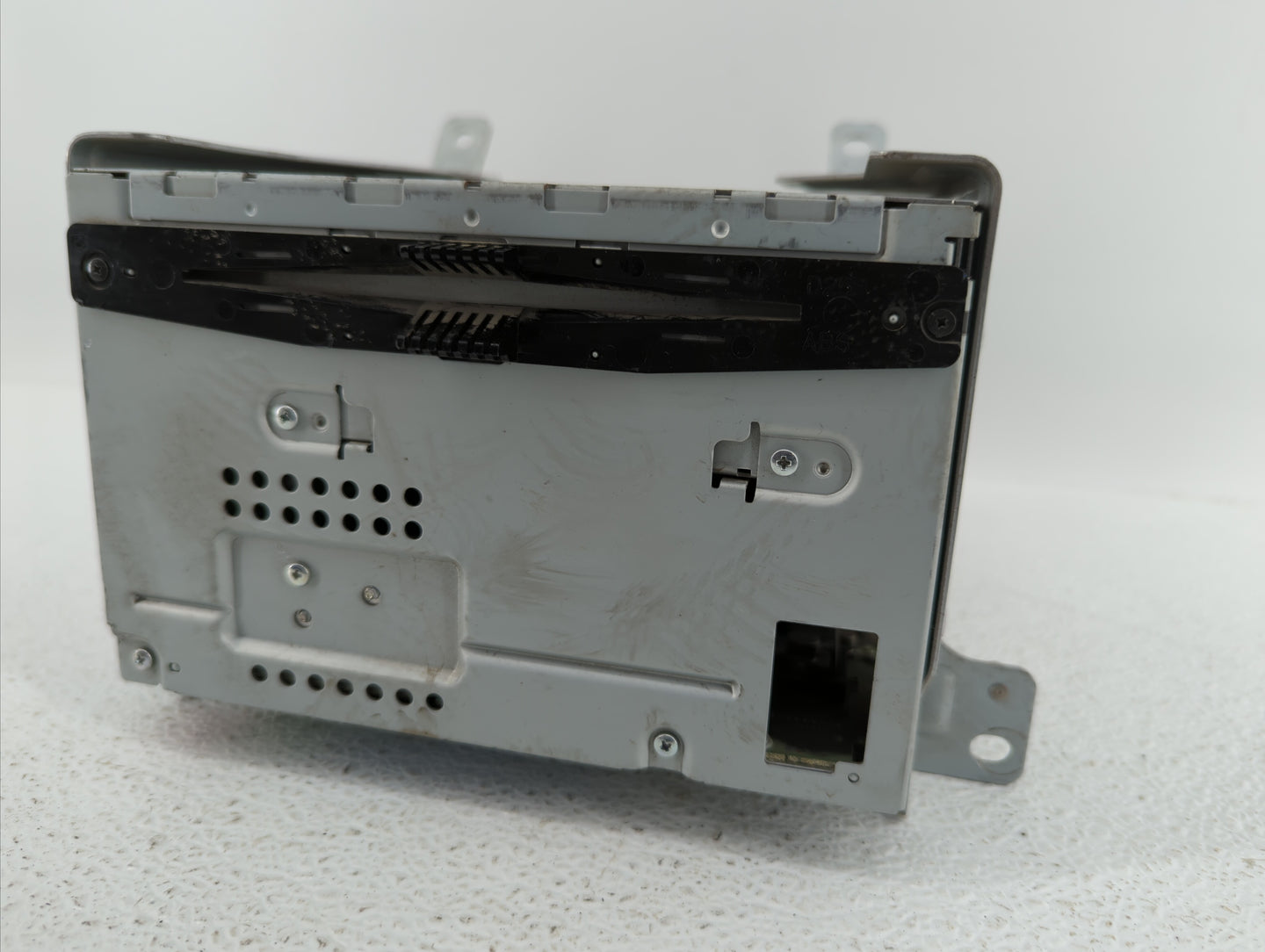 2011-2012 Ford Taurus Am Fm Cd Player Radio Receiver - Oemusedautoparts1.com