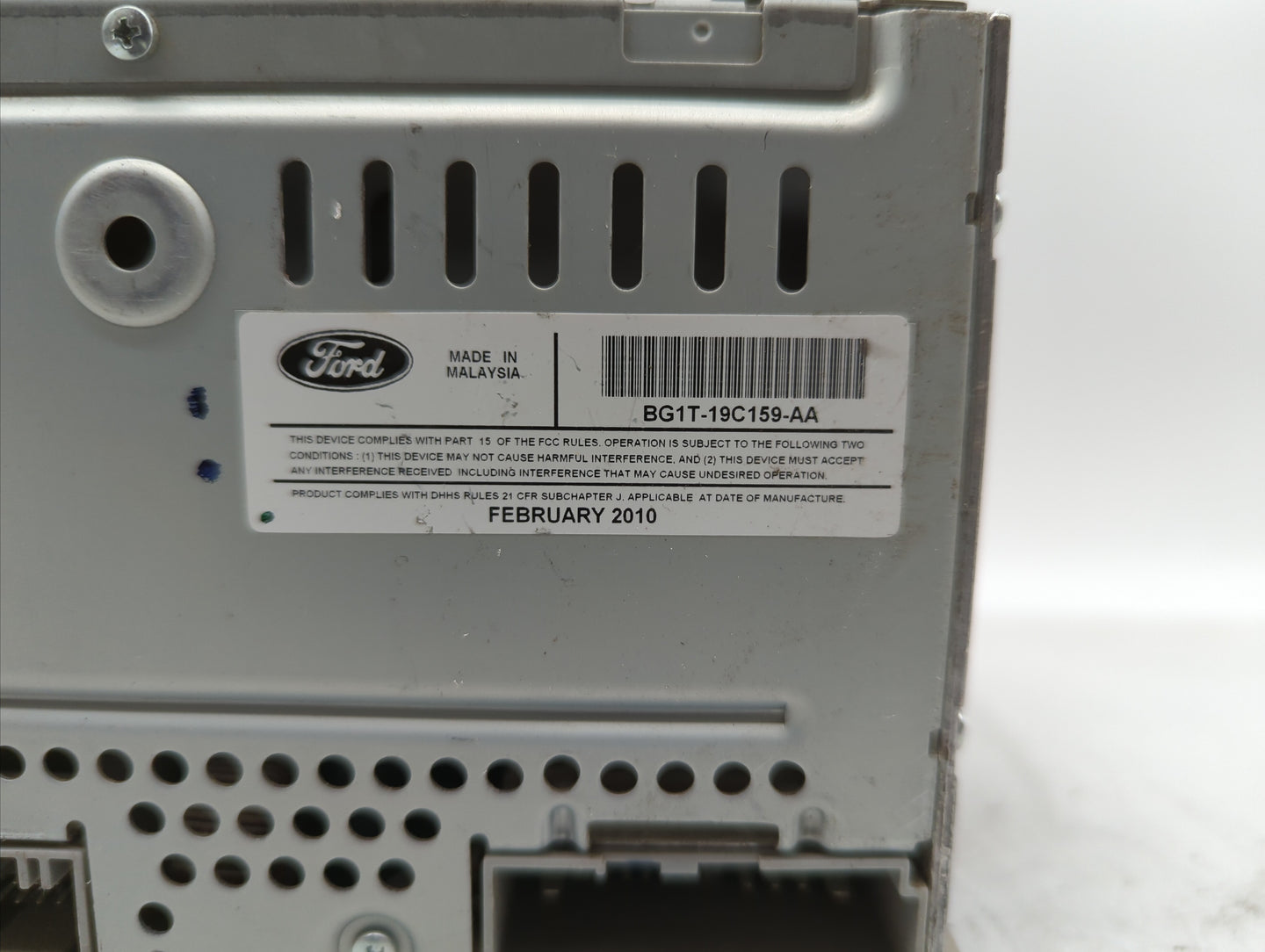 2011-2012 Ford Taurus Am Fm Cd Player Radio Receiver - Oemusedautoparts1.com