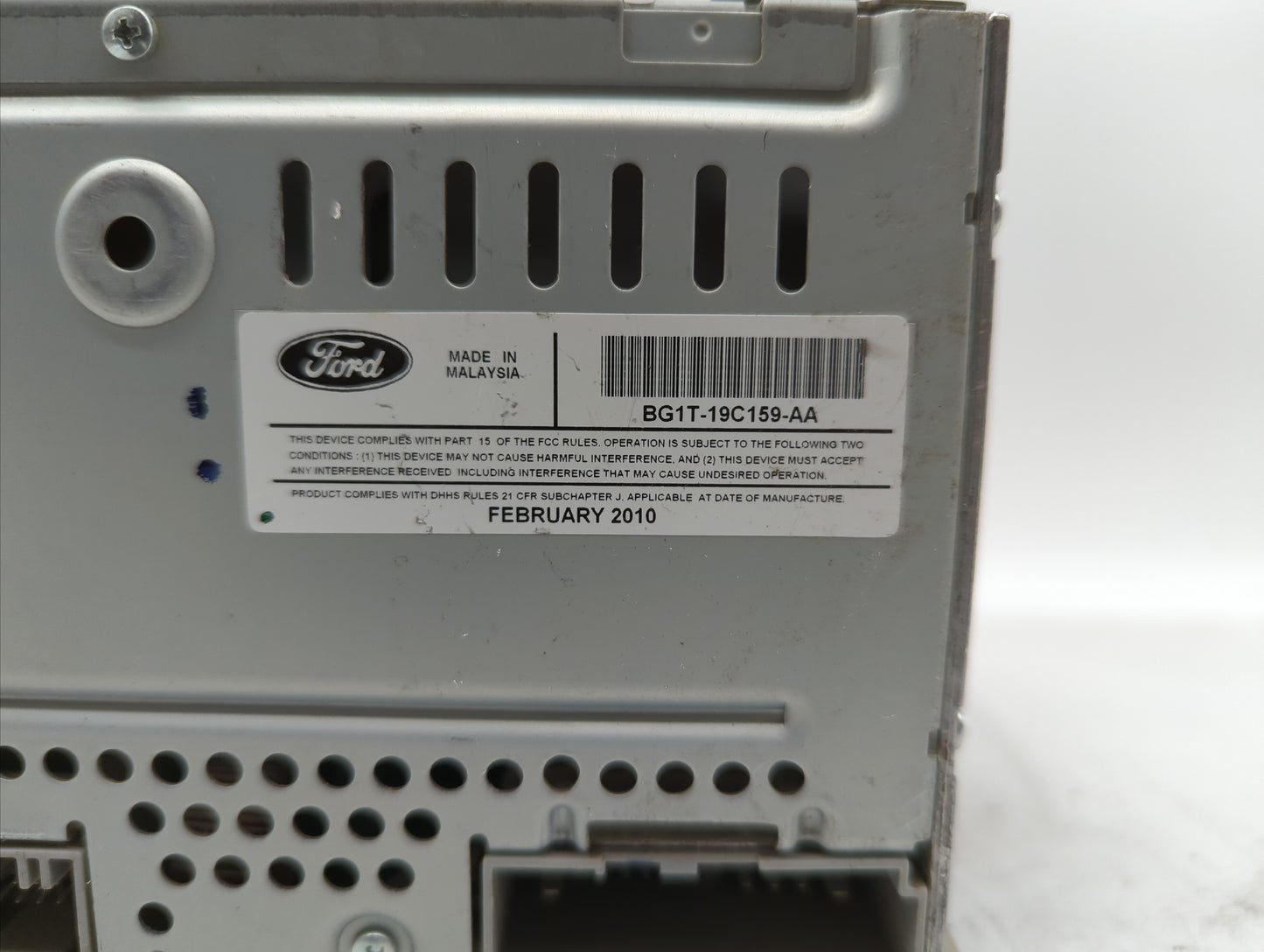 2011-2012 Ford Taurus Am Fm Cd Player Radio Receiver - Oemusedautoparts1.com