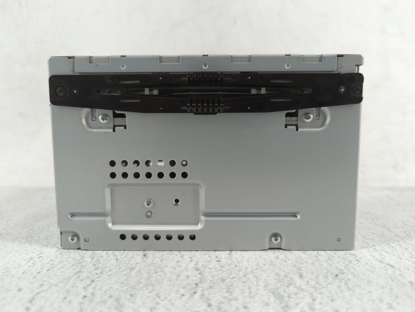 2011-2012 Ford Taurus Am Fm Cd Player Radio Receiver - Oemusedautoparts1.com