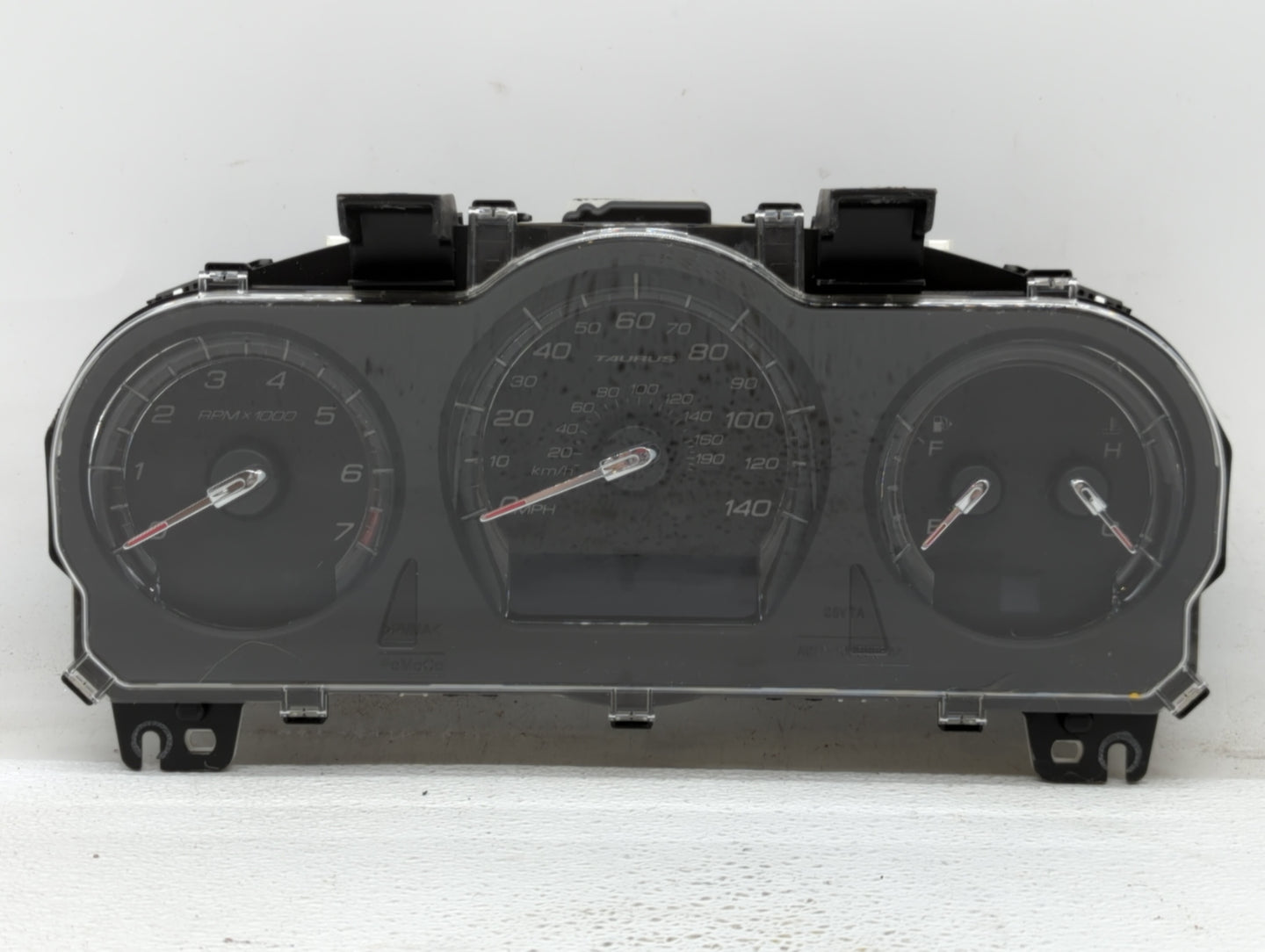 2011-2012 Ford Taurus Instrument Cluster Speedometer Gauges P/N:BG1T-10849-CF Fits Fits 2011 2012 OEM Used Auto Parts - Oemu