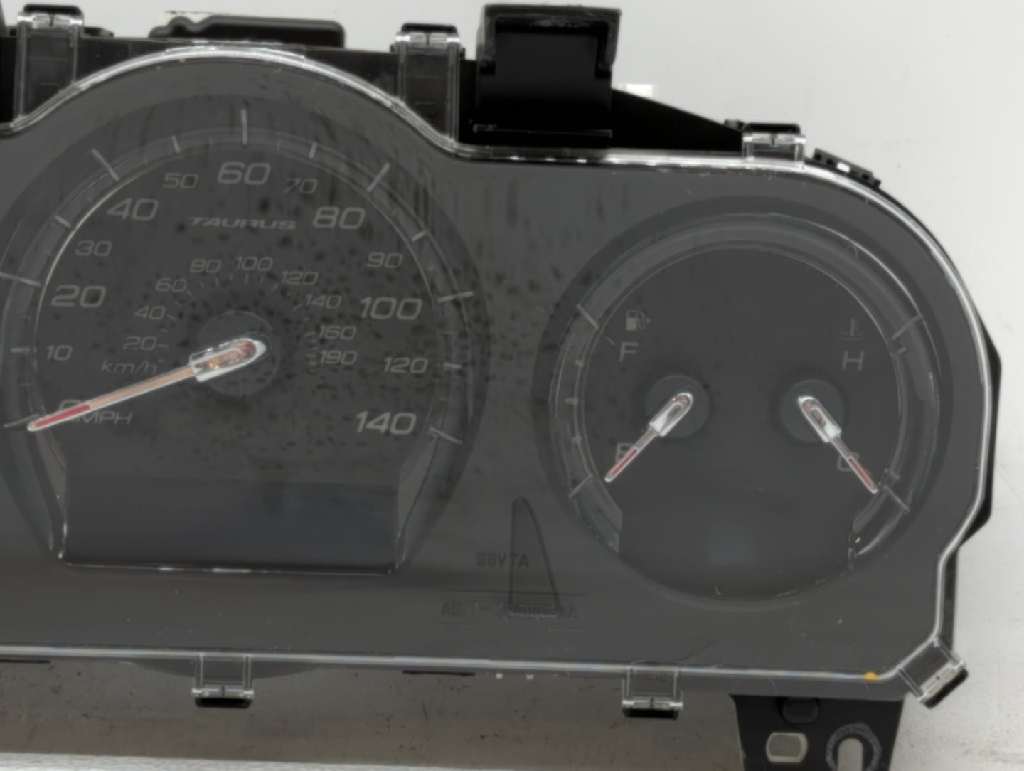2011-2012 Ford Taurus Instrument Cluster Speedometer Gauges P/N:BG1T-10849-CF Fits Fits 2011 2012 OEM Used Auto Parts - Oemu